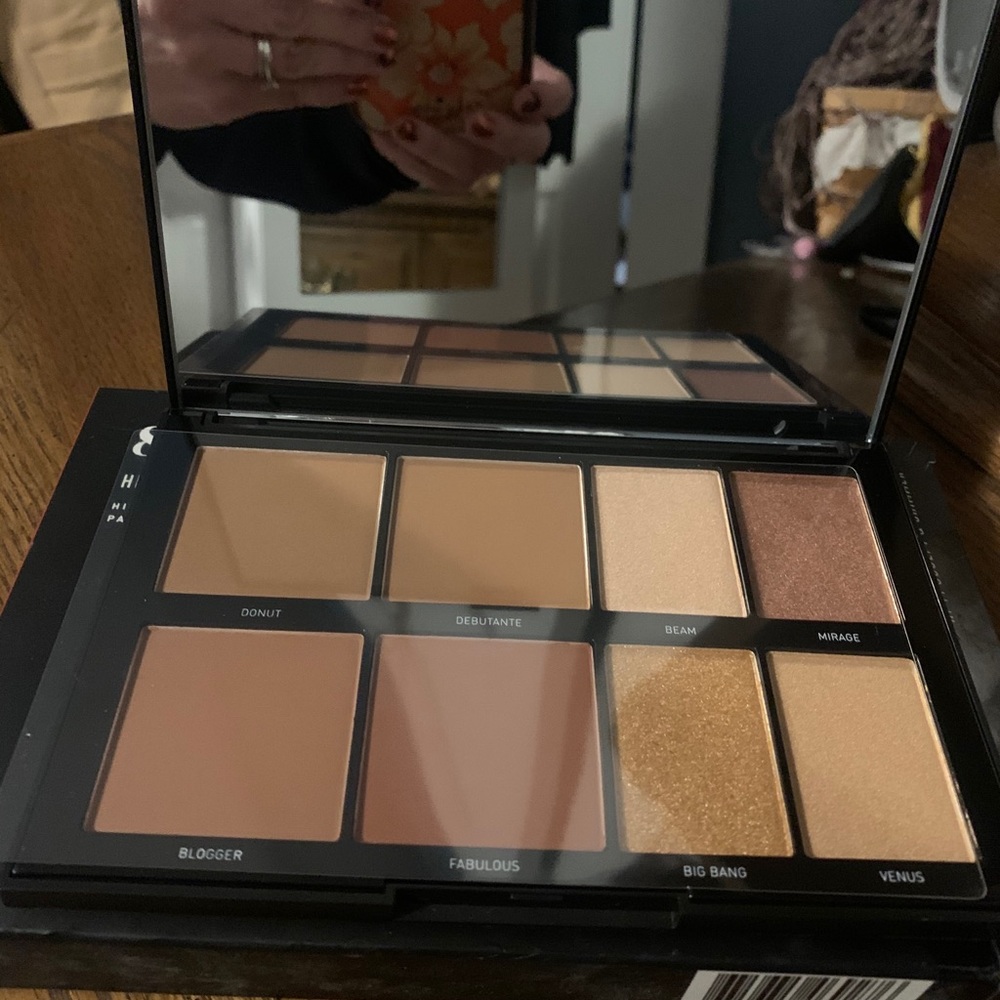 Morphe 8H hi-fi sculpt and shimmer pallette